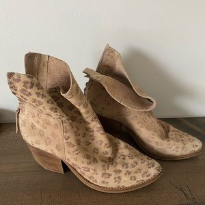 Matisse Cheetah // Leopard Booties